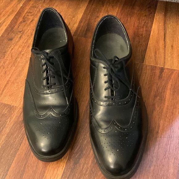 Red Wing shoes    - Picture 2 of 8